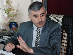 Boş boş oturup 5 bin 193 lira maaş alıyor!