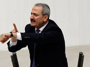 Ayakkabısı da 10 bin dolar