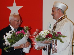 Müftü Özbuğday görevini devretti