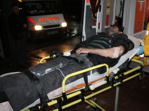 Sağ kolunu plastik kesme makinesine kaptırdı