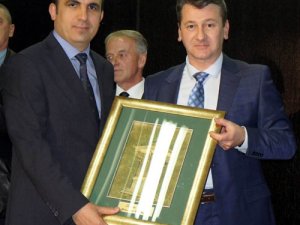 Başkan Altay'a 'Altın Sebil' ödülü