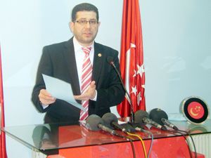 Pano tepkisi sürüyor