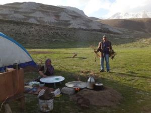 Yaylaya Çıkanlar Hasretle Yağmur Bekliyor