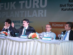 Parlak: Türkiye çağı iyi okumalı
