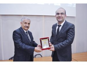 Üniversite Öğrencilerine Kent Kültürü Konferansı