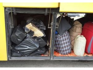 İran Plakalı Yolcu Otobüsünde Turkuaz Taşı Ve Kaçak Sigara Ele Geçirildi