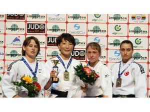 Grand Slam'ın Bakü Ayağında İki Türk Sporcu Bronz Maçına Çıktı