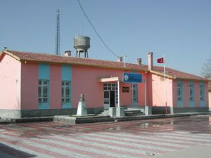 Müdürün odasından bozuk para çalındı