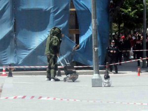 Valilik önüne bırakılan termos paniğe neden oldu