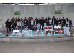 Minik Öğrenciler Hayallerindeki Şehri Kurdu