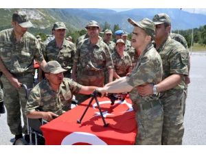 44 Engelli, Asker Olmanın Gururunu Yaşadı