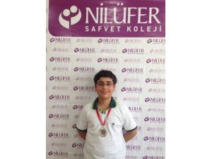 İnegöl Özel Nilüfer Safvet Koleji Dünya 2.'si Oldu