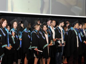 SÜ Turizm Fakültesi ilk mezunlarını verdi