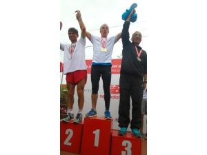 "Eker I Run Team"e 3 Madalya Da Bozcaada Yarı Maratonu'ndan