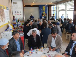 Metro düğün pilavı etkinliği yaptı