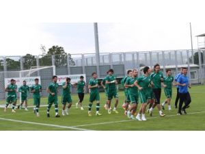 Bursaspor, Son Antrenmanını Minikler Eşliğinde Yaptı