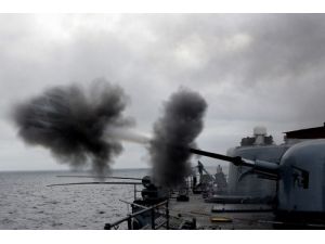 Türk Donanması İlk Defa Türk Karasuları Dışında Füze Atışı Yaptı