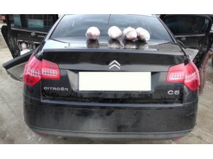 8 Kilo Esrar Ele Geçirildi, 2 Kişi Tutuklandı