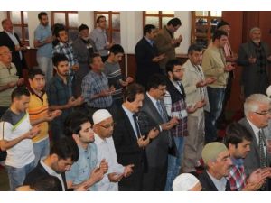 Sivas'ta Madenciler İçin Mevlit Okutuldu, Gıyabi Cenaze Namazı Kılındı