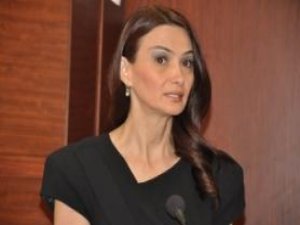 Azerbaycan'da milletvekilleri maaşlarını Soma'ya bağışladı