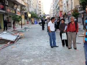 Mersin'de patlama: Ortalık savaş alanına döndü