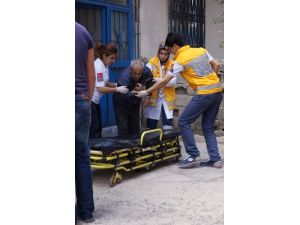 Kayınpederini Sırtından Bıçakladı