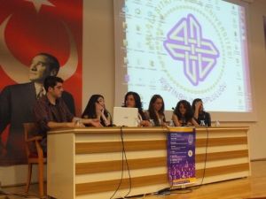 Muğla'da Üniversite Öğrencilerinden Panel
