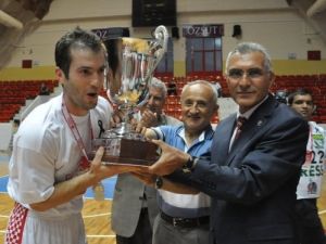 Basketbolda, Gediz Ve Melikşah Üniversiteleri İle Aşut Mersin 2. Lig'e Yükseldi