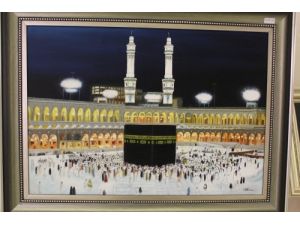 Duygularını Yansıtarak Hazırladığı Resimlerle Sergi Açtı