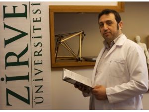 "Ayakkabı Seçerken Elbiseye Yakışmasına Değil Rahatlığa Bakılmalı"