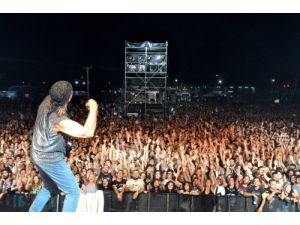 Deep Purple, Kıbrıs'ı Birleştirdi