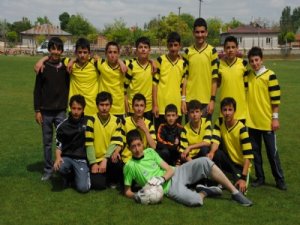 Sarayönü’nün şampiyonu Başhüyük Ortaokulu
