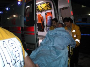 Aile kavgasında bir kişi bıçakla yaralandı