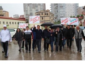 Dr. Karaarslan: Sağlıklı Yaşam İçin Herkesin Günde Yarım Saat Yürümesi Gerekir