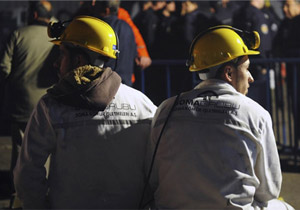 Havuz medyası yöneticisinin 3 madeni çıktı