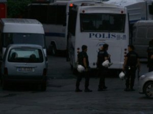 Okmeydanı'nda şafak operasyonu