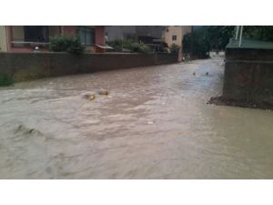 Çorum'da Sel Hayatı Felç Etti