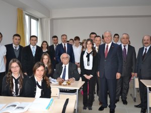 Okul müdürleri diken üstünde