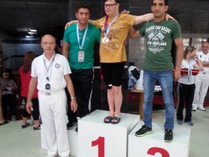 Konyalı yüzücü Türkiye şampiyonu oldu