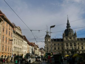 Önce parası çalındı sonra boğazı kesildi