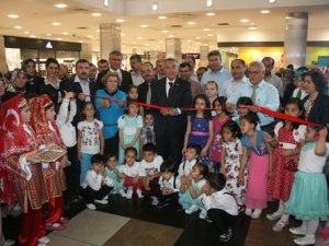 Karkent'in resim ve ebru sergisi beğenildi