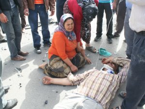 Yaralı eşi için gözyaşı döktü