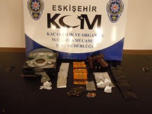 Eskişehir'de Zehir Tacirlerine Yönelik Operasyonda 7 Kişi Tutuklandı