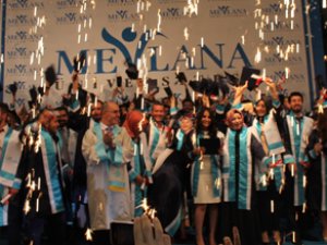 Mevlana Üniversitesi ilk mezunlarını verdi