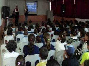 Çocuklara 'kaybolmayın' semineri