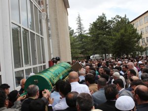 Prof. Dr. Gökmenoğlu hayatını kaybetti