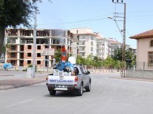 Karatay'da haşareyle mücadele sürüyor