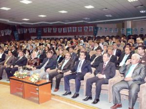 ‘Siyaset rant kapısına dönüştürüldü’