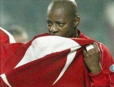 Pascal Nouma'dan Türk bayraklı tepki