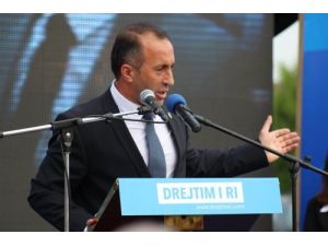 Kosova'da Muhalif Blok Haradinay'ın Başbakanlığı Üzerinde Anlaştı